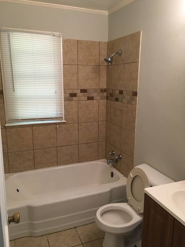 House for rent at 4015 Dinglewood Ave, Charlotte, NC 28205