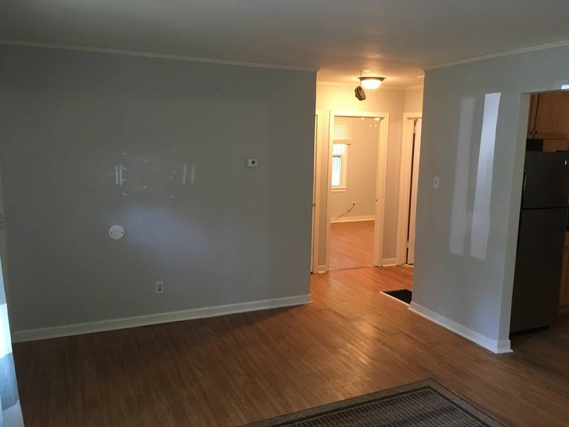 House for rent at 4015 Dinglewood Ave, Charlotte, NC 28205