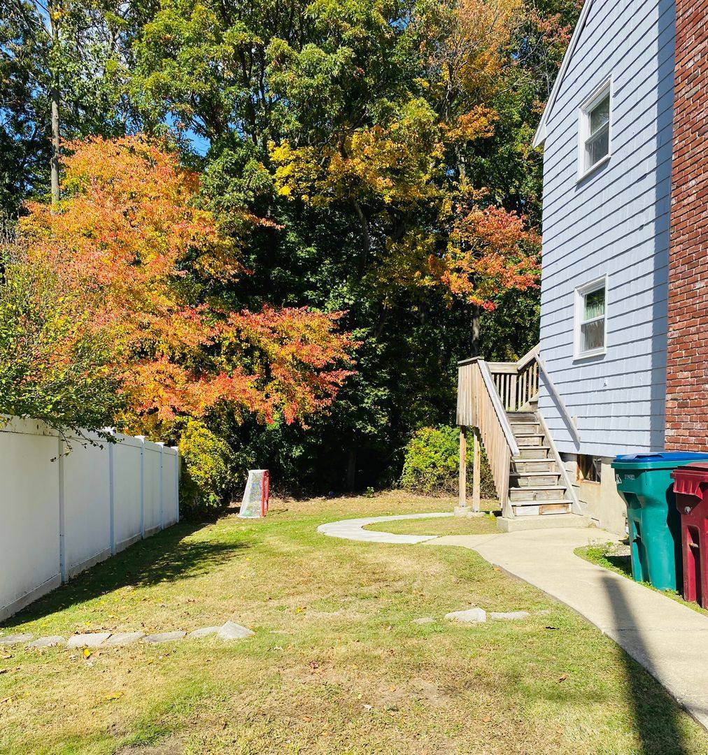 Apartment for rent at 60 Hollis St, Lowell, MA 01852