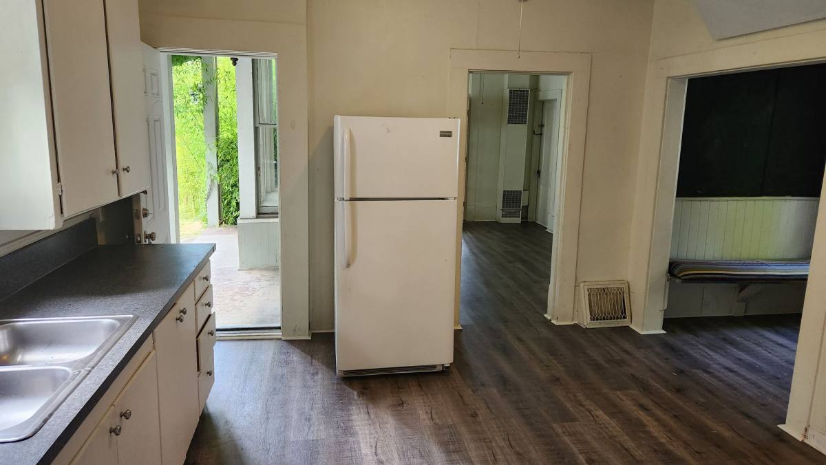Apartment for rent at 920 N Garden St, Bellingham, WA 98225