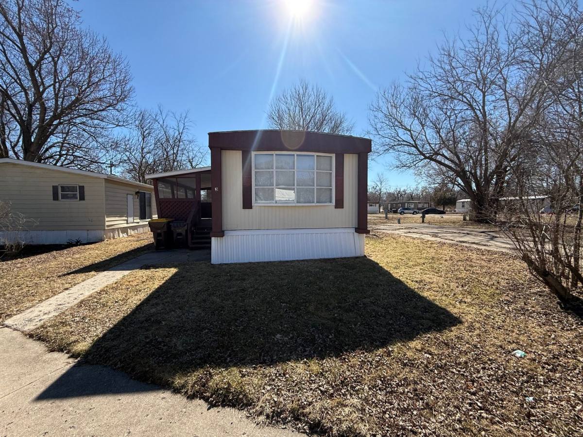 Apartment for rent at 2284 W Galena, Freeport, IL 61032