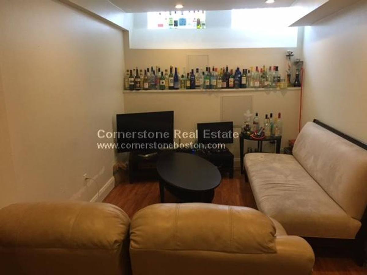 Apartment for rent at 588 Columbus Ave #1C, Boston, MA 02118