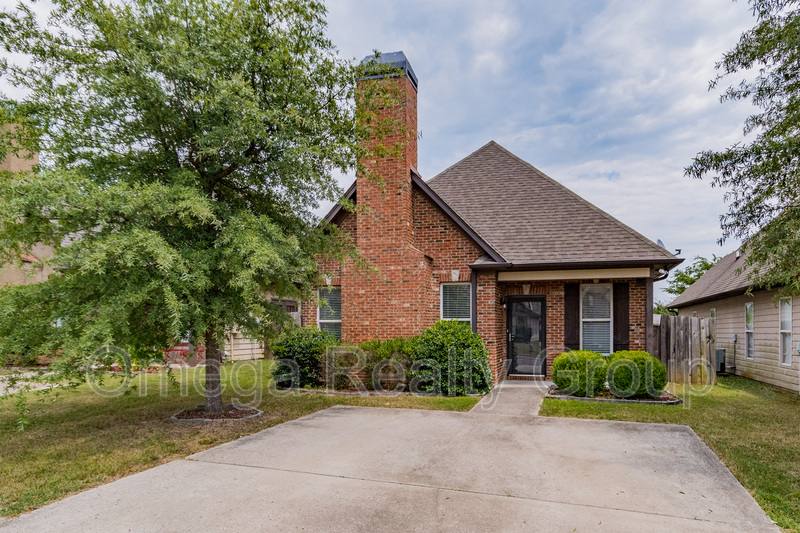 House for rent at 1144 Washington Dr, Moody, AL 35004