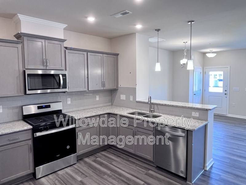 Townhouse for rent at 303 Parker Station Ave, Fuquay Varina, NC 27526