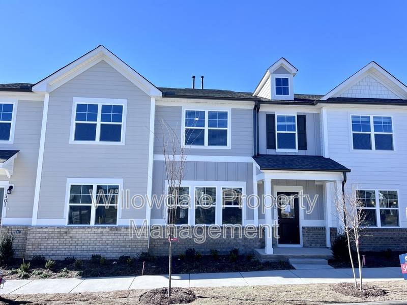 Townhouse for rent at 303 Parker Station Ave, Fuquay Varina, NC 27526
