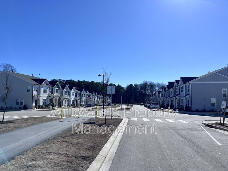 Townhouse for rent at 303 Parker Station Ave, Fuquay Varina, NC 27526