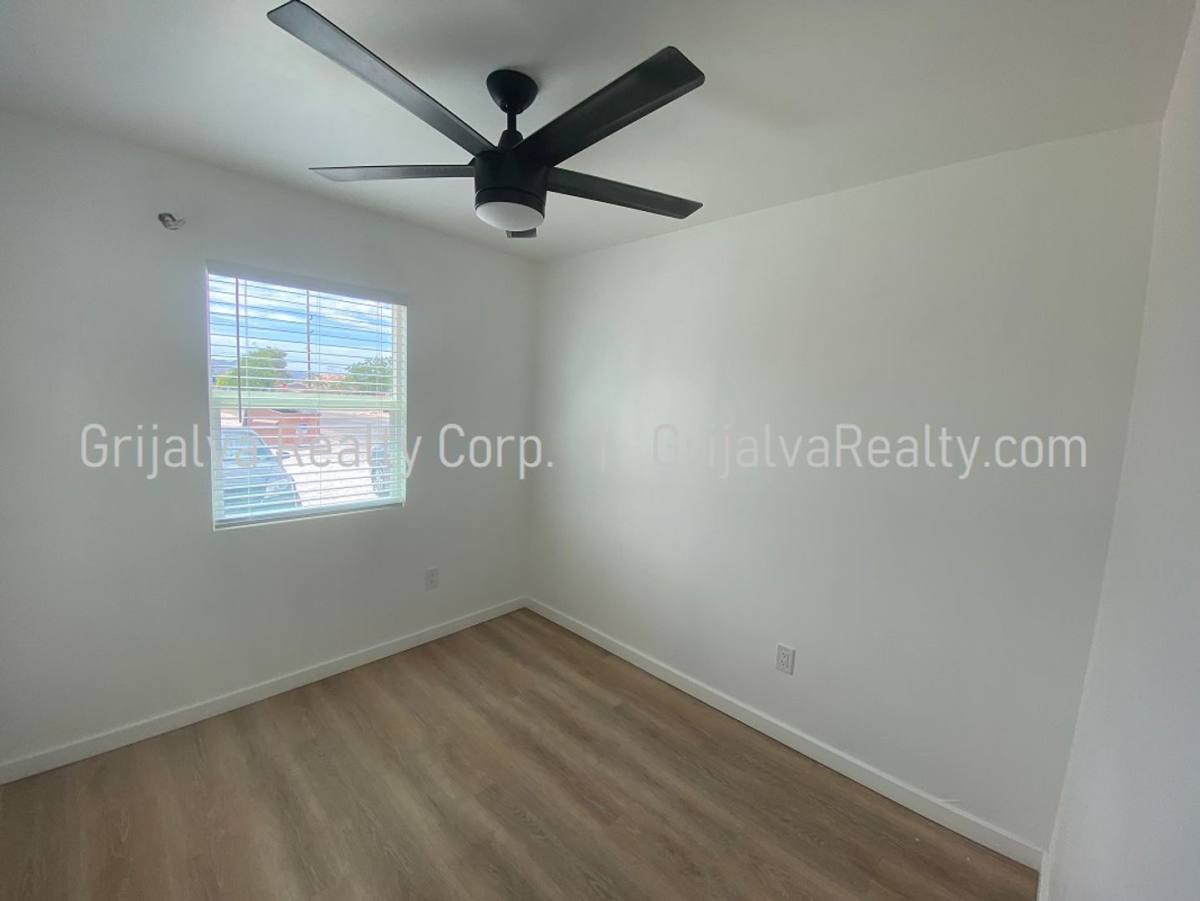 Townhouse for rent at 1030 E Lee, Tucson, AZ 85719
