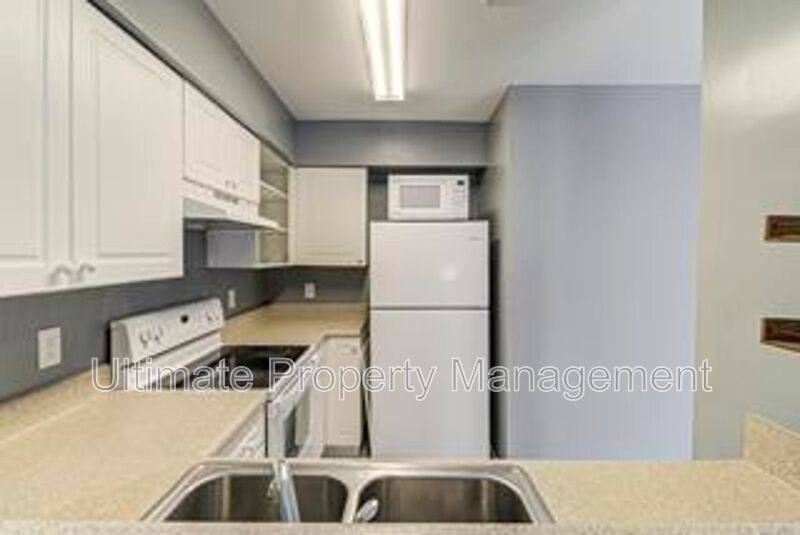 Townhouse for rent at 4633 Crawdad Court, Wilmington, NC 28405