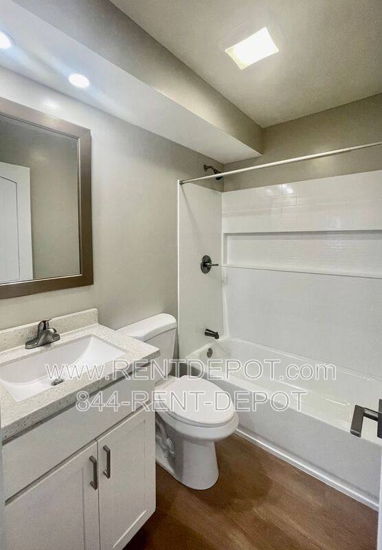 Apartment for rent at 1330 SE 2nd St #201, Evansville, IN 47713