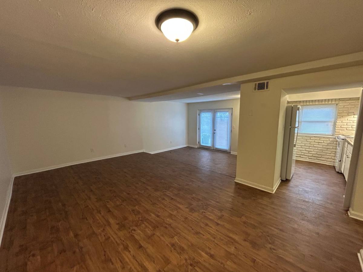 Apartment for rent at 2007 Terril Lane, Louisville, KY 40218