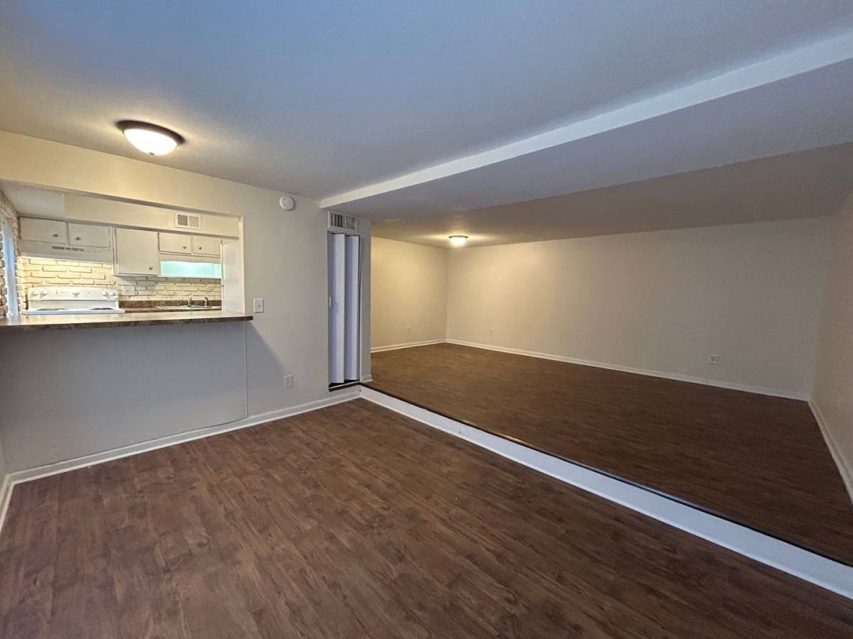 Apartment for rent at 2007 Terril Lane, Louisville, KY 40218