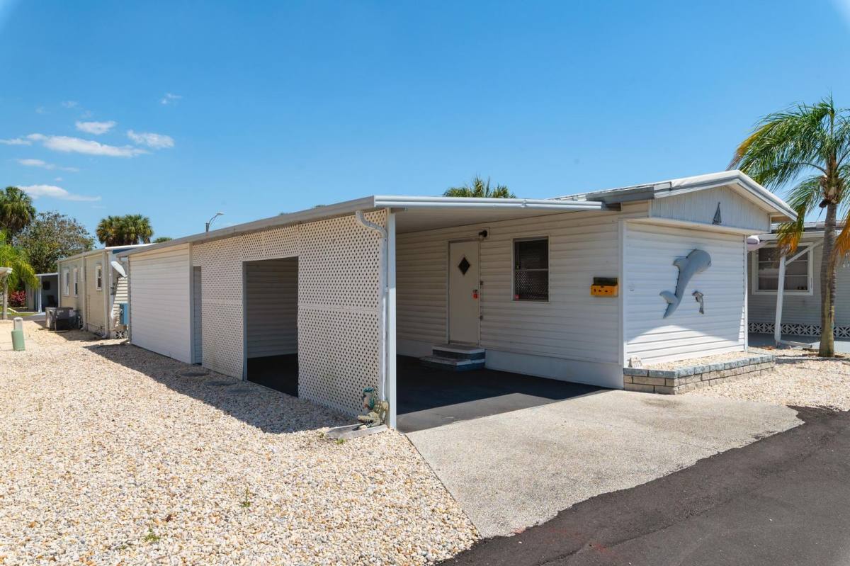 House for rent at 2315 17th St Lane W, Bradenton, FL 34205