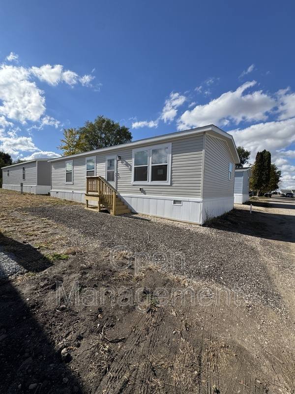 House for rent at 755 N Tratt St #27, Whitewater, WI 53190