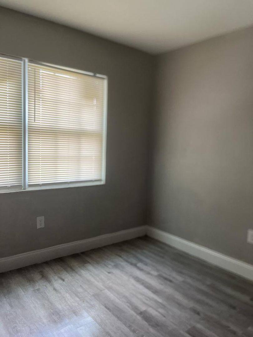 Apartment for rent at 13624 N 15th St, Tampa, FL 33613