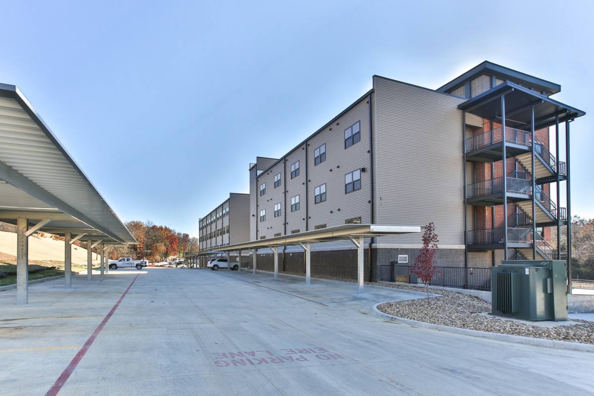 Apartment for rent at 3938 S Lone Pine Ave, Springfield, MO 65804
