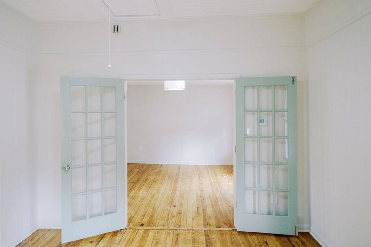 House for rent at 2426 Lincoln St, Savannah, GA 31401