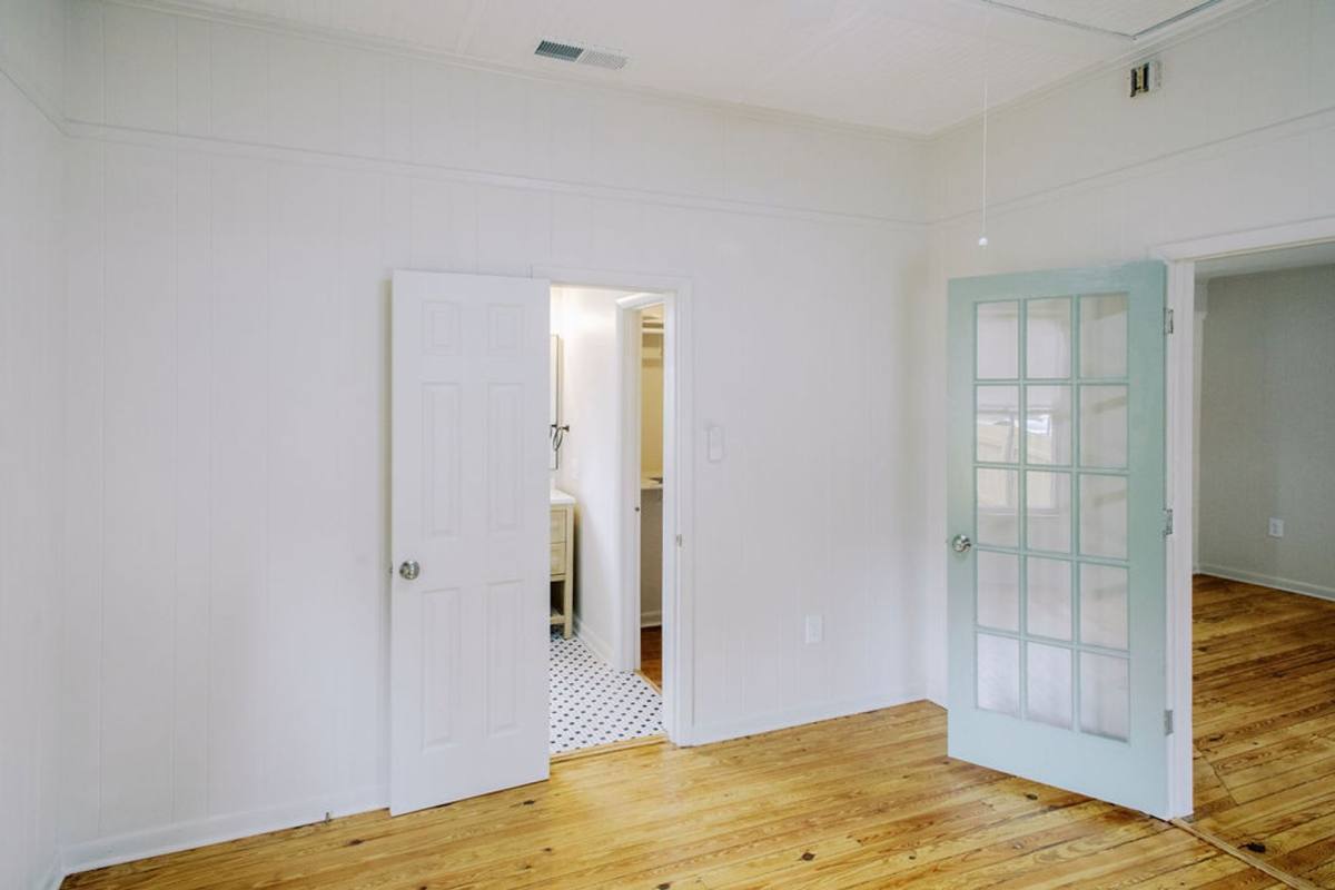 House for rent at 2426 Lincoln St, Savannah, GA 31401