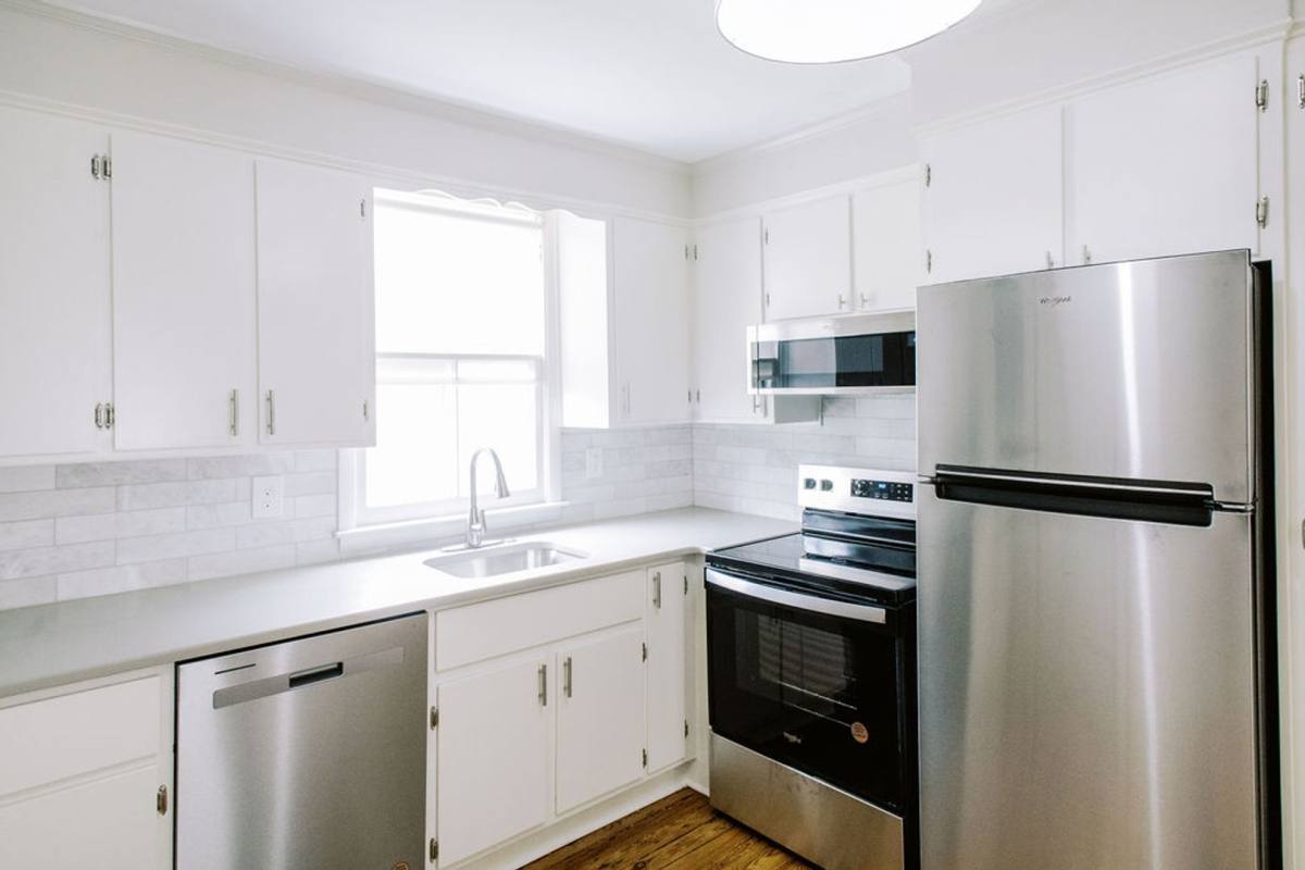 House for rent at 2426 Lincoln St, Savannah, GA 31401