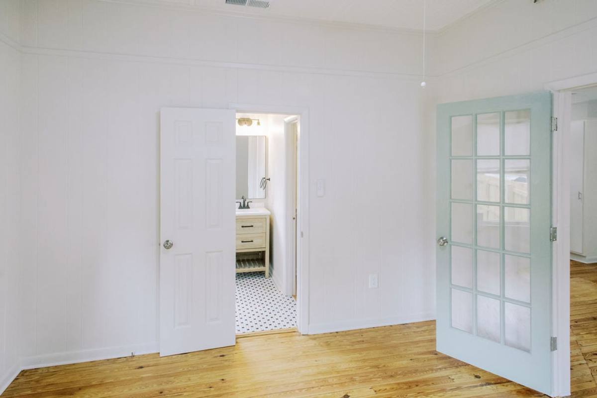 House for rent at 2426 Lincoln St, Savannah, GA 31401