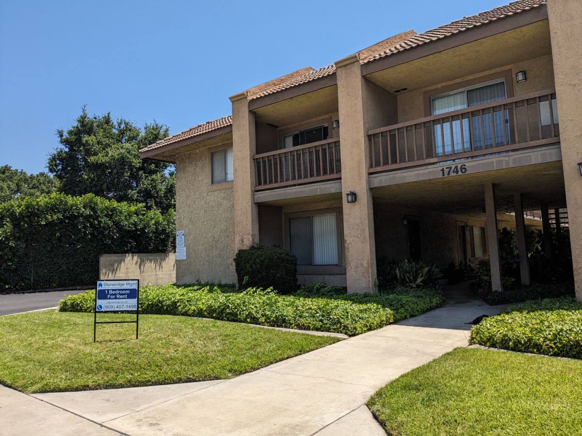 Apartment for rent at 1746 S Sunflower Ave, Glendora, CA 91740