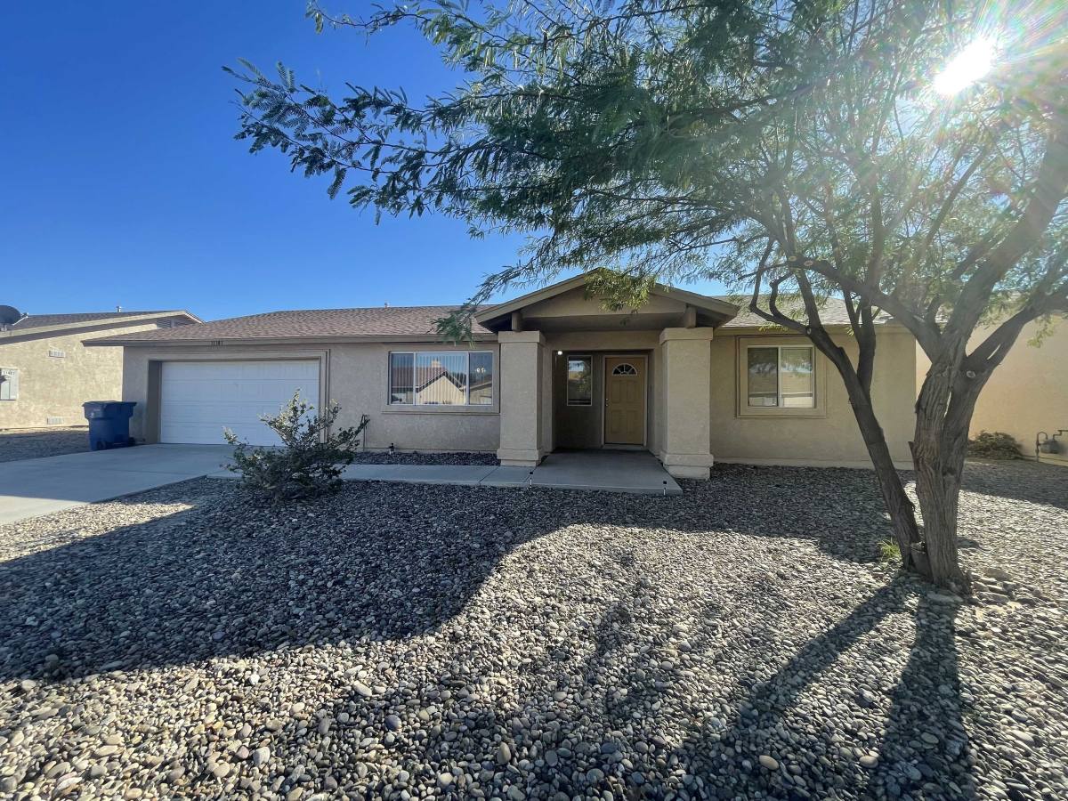 House for rent at 11387 E 26th St, Yuma, AZ 85367