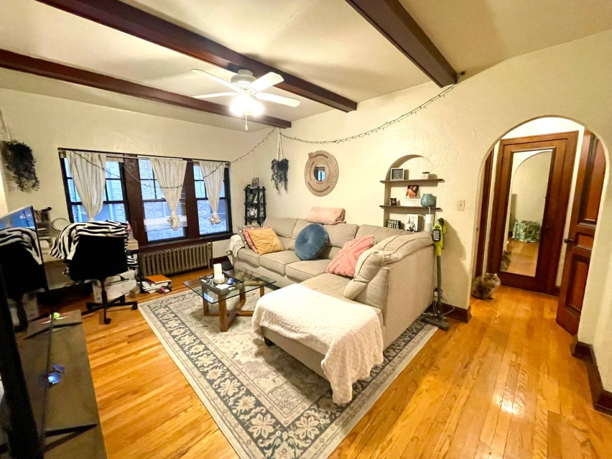 Apartment for rent at 4480 N Oakland Ave, Milwaukee, WI 53211