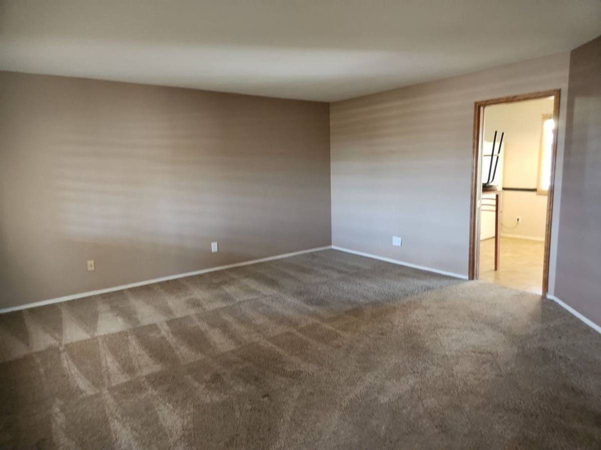 House for rent at 4330 W Royal Palm Rd, Glendale, AZ 85302