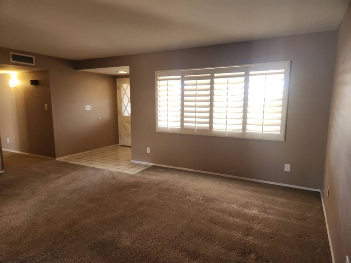 House for rent at 4330 W Royal Palm Rd, Glendale, AZ 85302