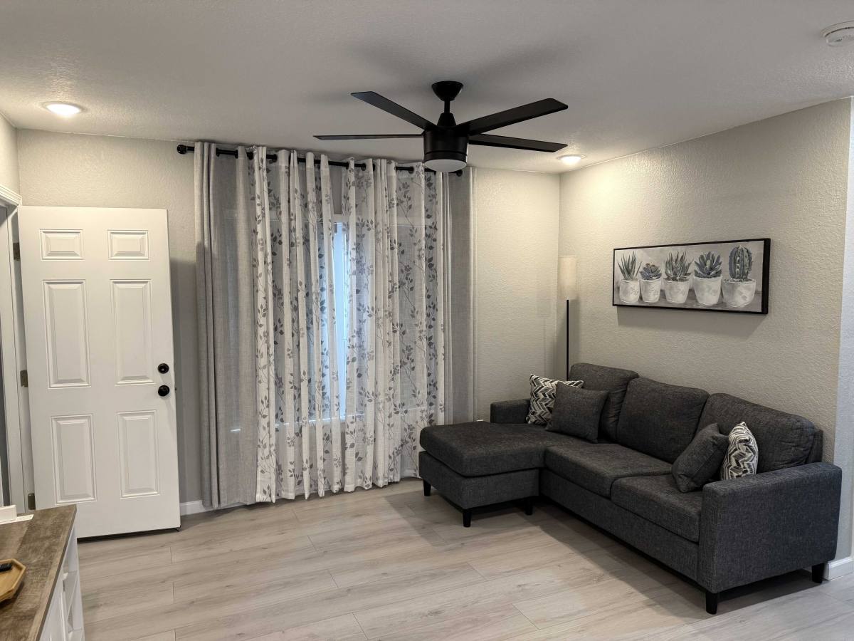 Townhouse for rent at 2819 S Pine St #1, San Antonio, TX 78210