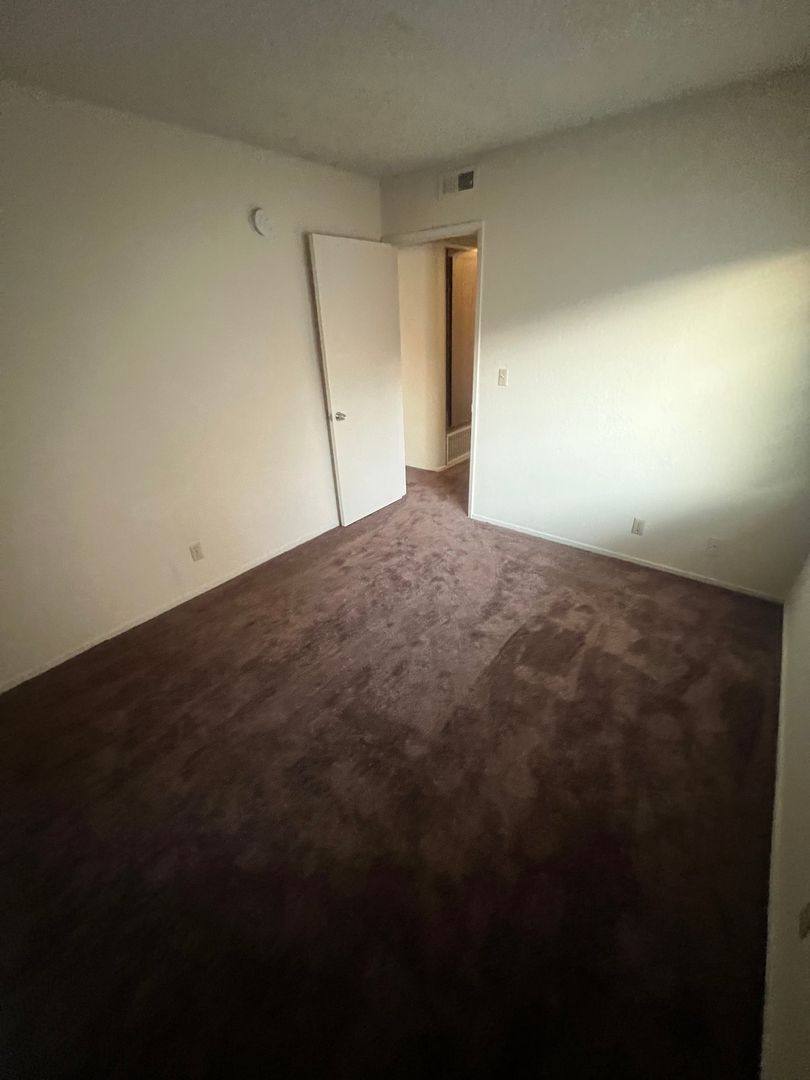 Apartment for rent at 509 Delaware St, Huntington Beach, CA 92648
