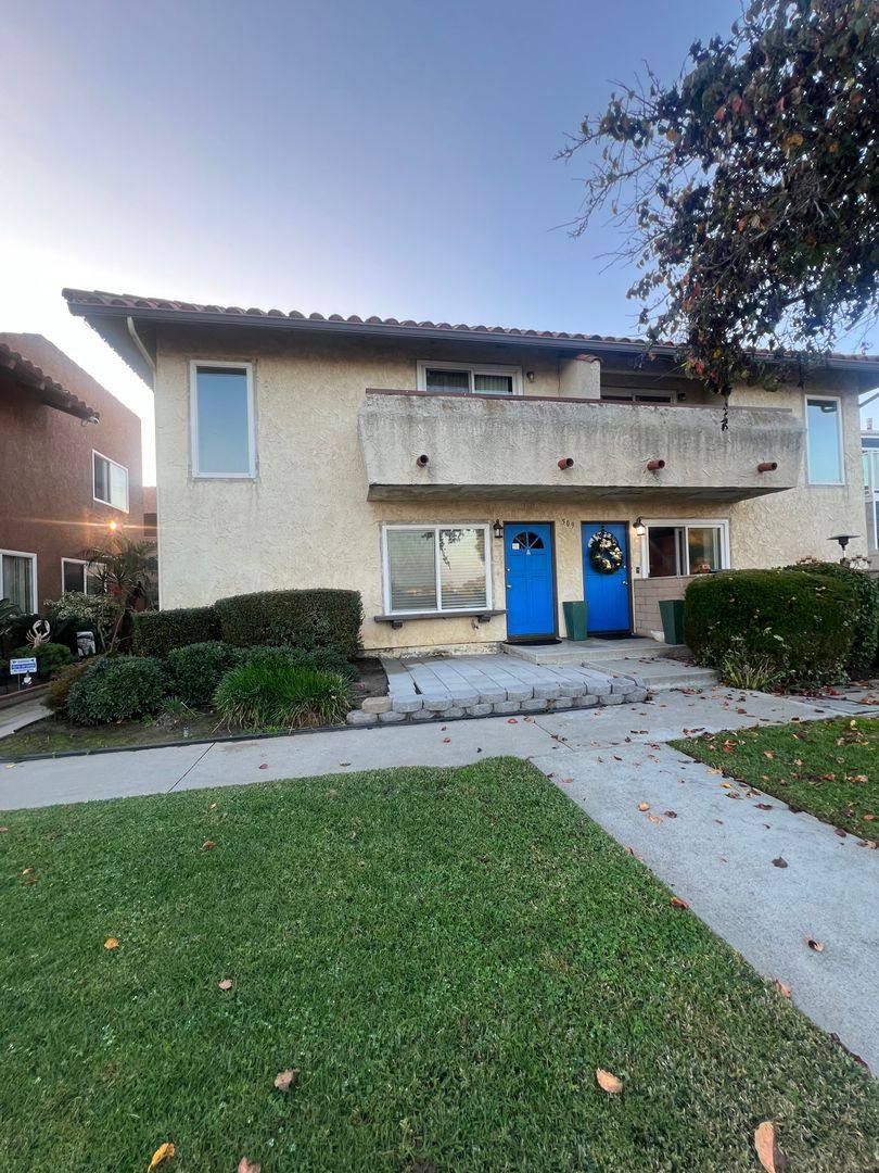 Apartment for rent at 509 Delaware St, Huntington Beach, CA 92648