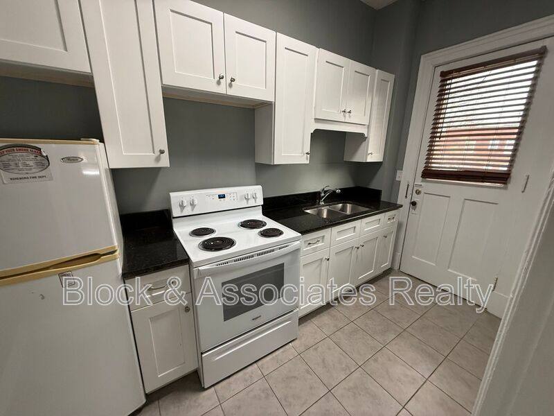 Apartment for rent at 605 Sunset Ave #3, Asheboro, NC 27203