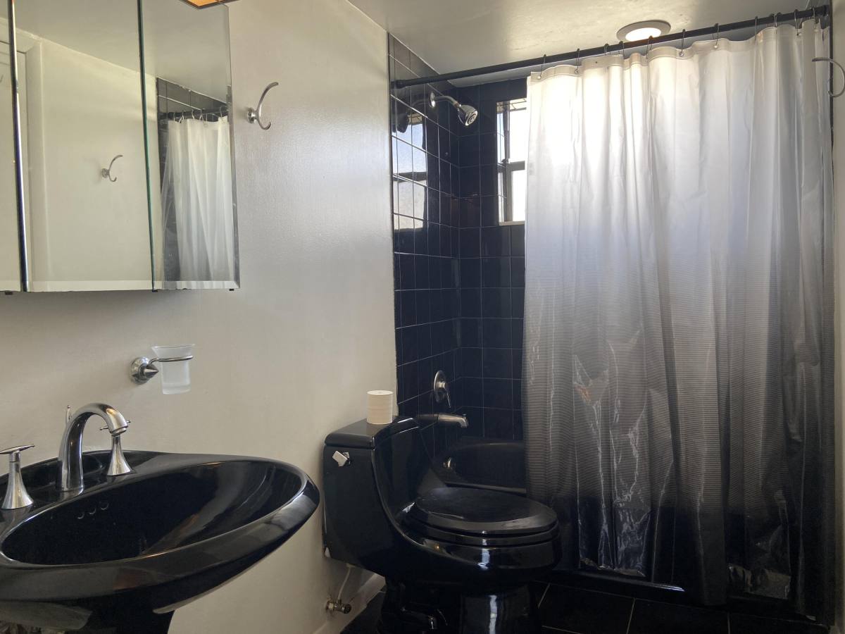 Apartment for rent at 4500 N Flagler Dr #4500B16, West Palm Beach, FL 33407
