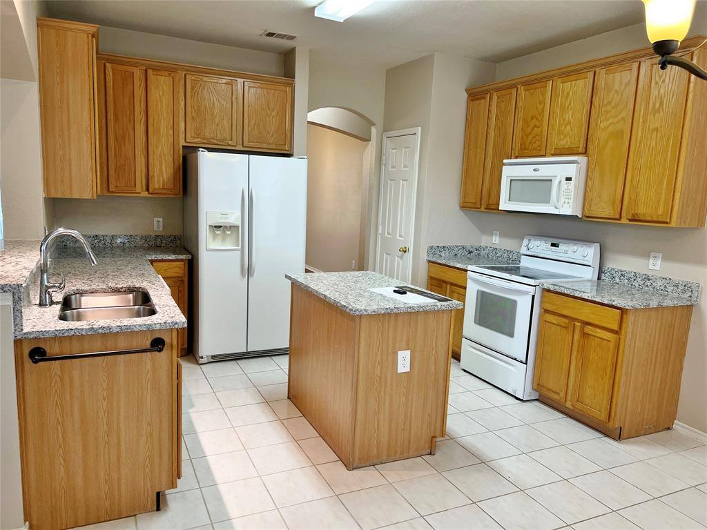 Apartment for rent at 1502 Nightingale Lane, Denton, TX 76210