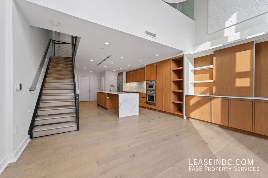 Townhouse for rent at 1332 8th St NW, Washington, DC 20001