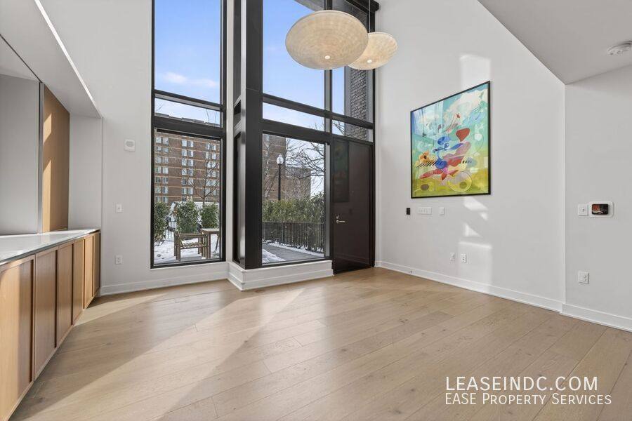 Townhouse for rent at 1332 8th St NW, Washington, DC 20001
