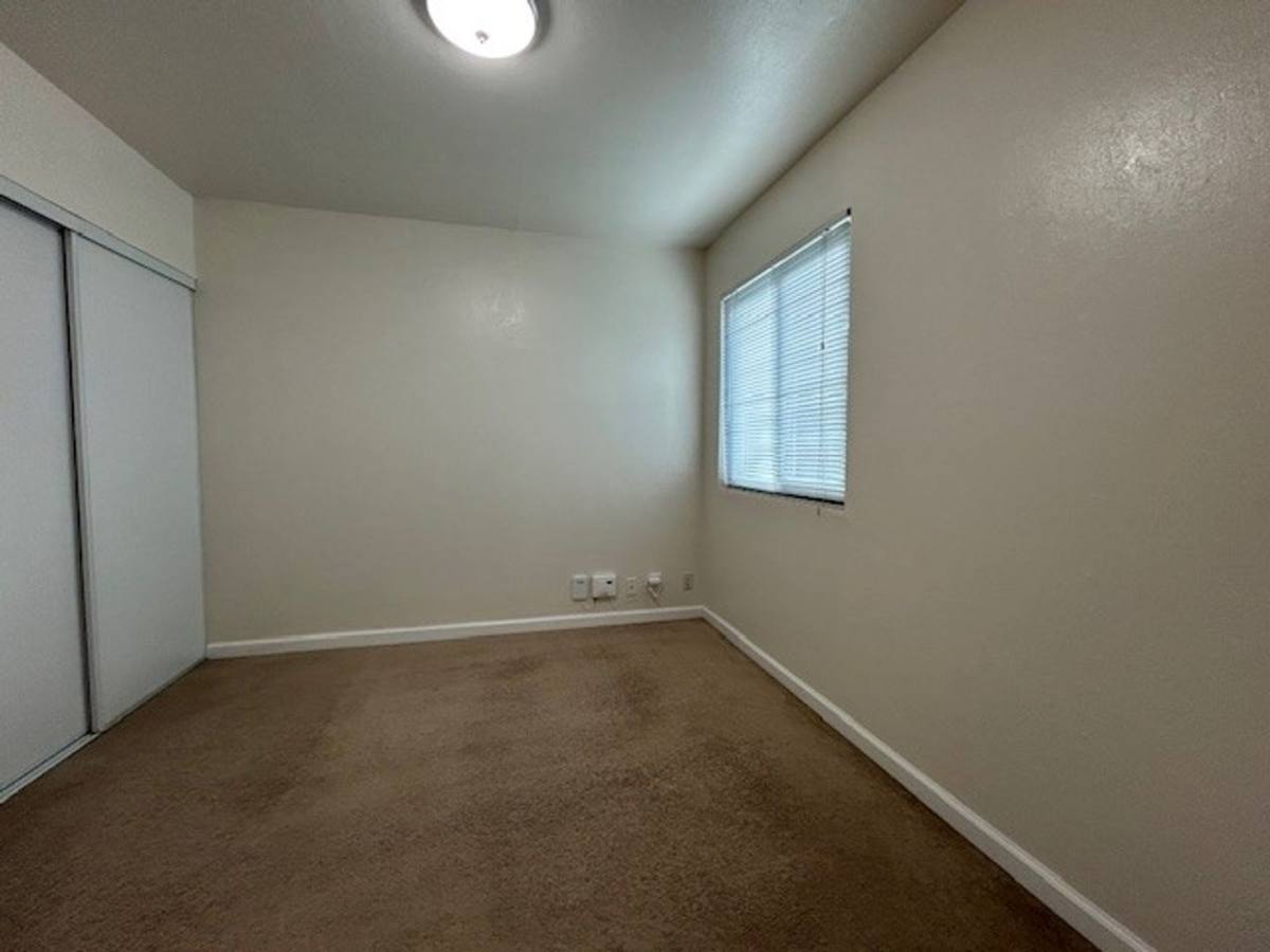 Apartment for rent at 2115 Haste St, Berkeley, CA 94704