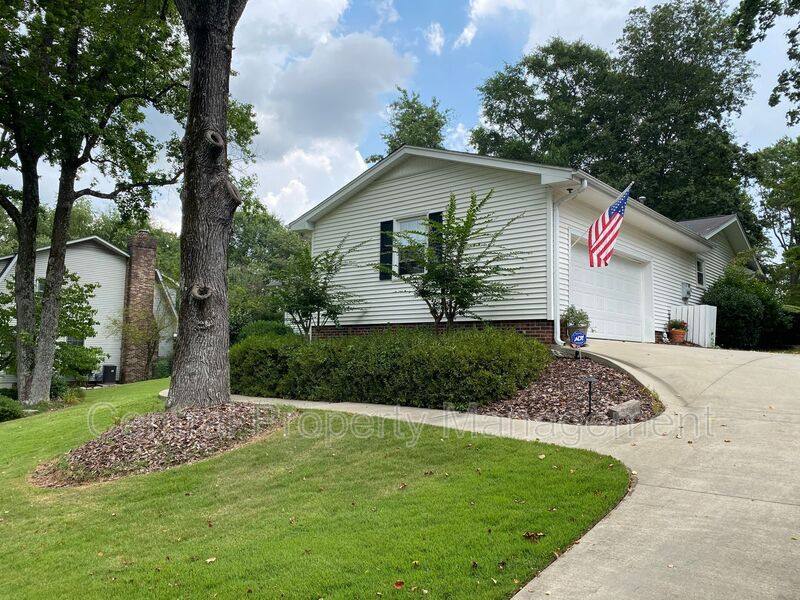 House for rent at 4724 Coach Hill Dr, Greenville, SC 29615