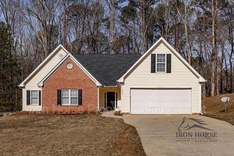 House for rent at 3331 Glen Summit Lane, Snellville, GA 30039