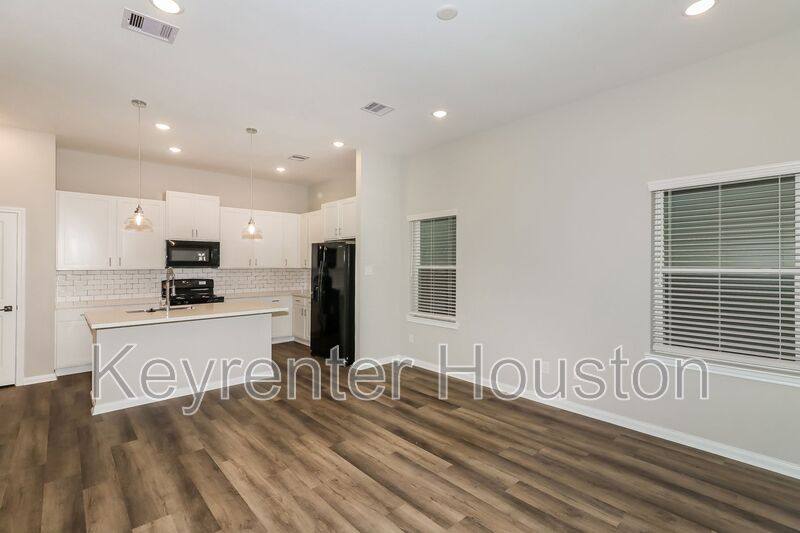 House for rent at 9910 Clark Rd #B, Houston, TX 77076