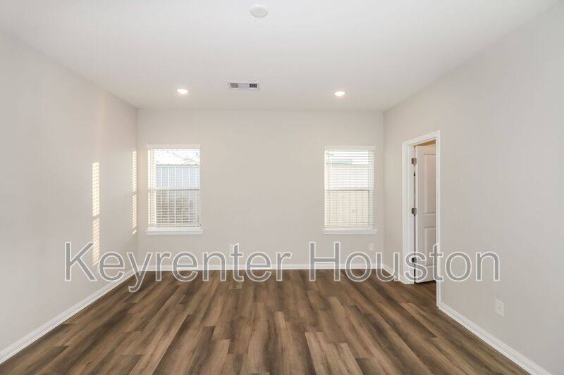 House for rent at 9910 Clark Rd #B, Houston, TX 77076