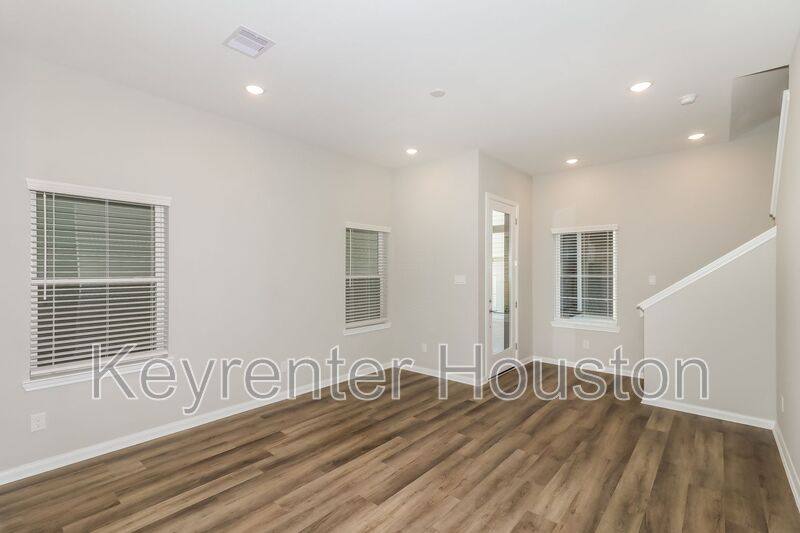 House for rent at 9910 Clark Rd #B, Houston, TX 77076
