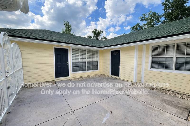 House for rent at 1746 Bartlett Ave, Orange Park, FL 32073
