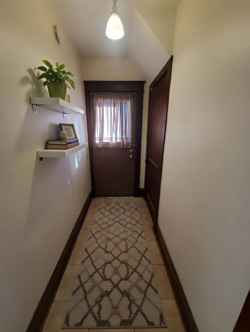House for rent at 1025 E Land Place, Milwaukee, WI 53202