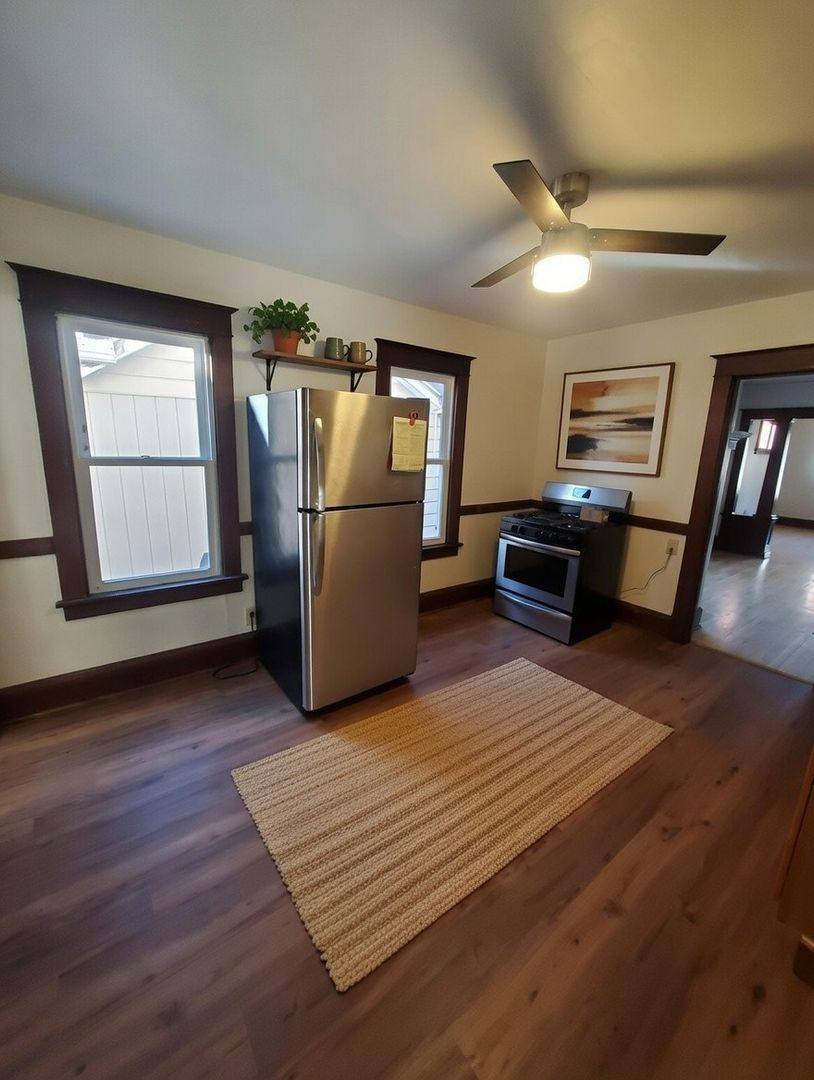 House for rent at 1025 E Land Place, Milwaukee, WI 53202