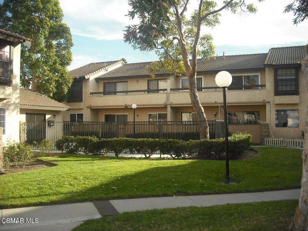 Condo for rent at 194 Fashion Park Place #194, Oxnard, CA 93033