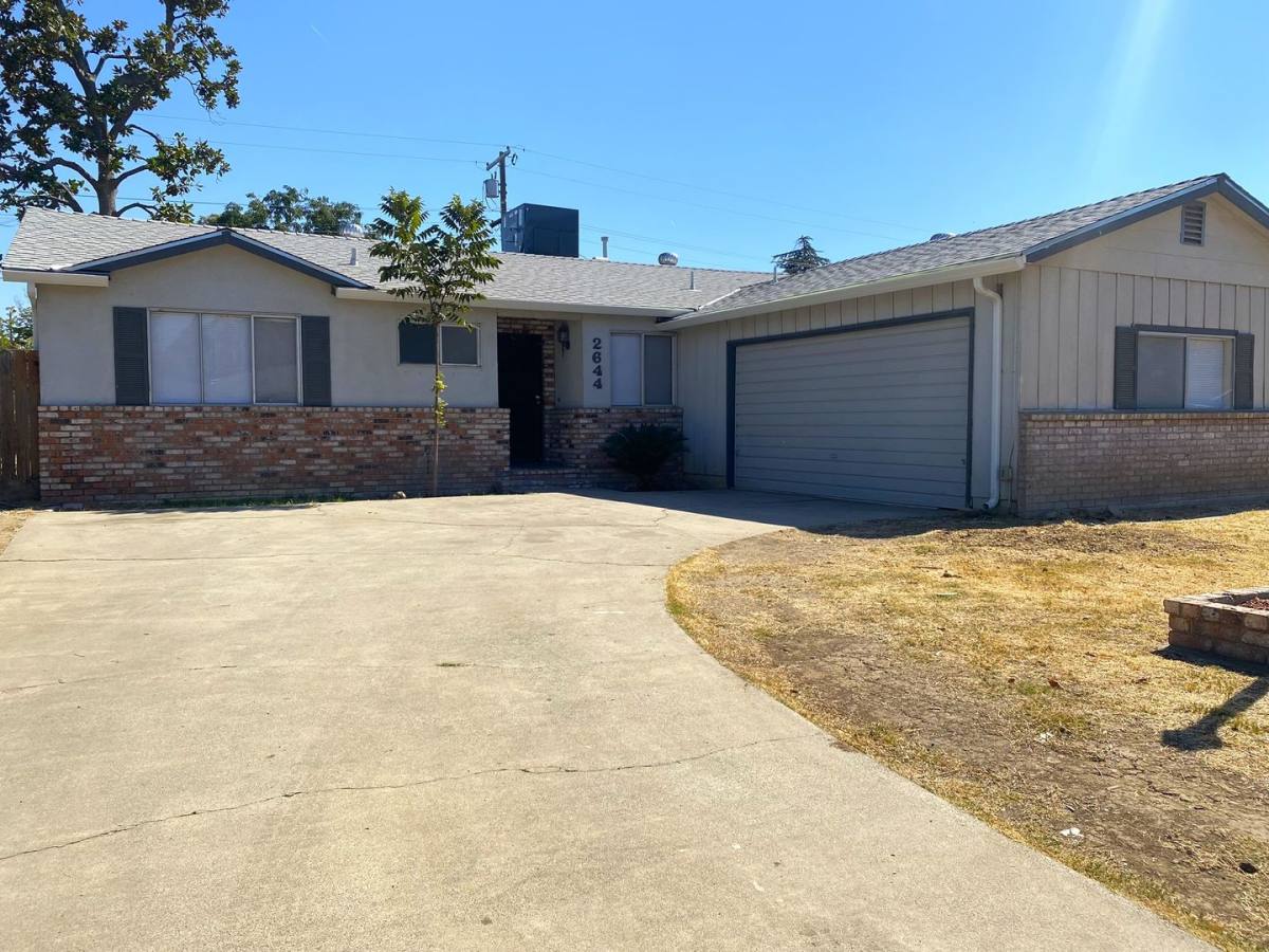 House for rent at 2644 8th Ave, Merced, CA 95340