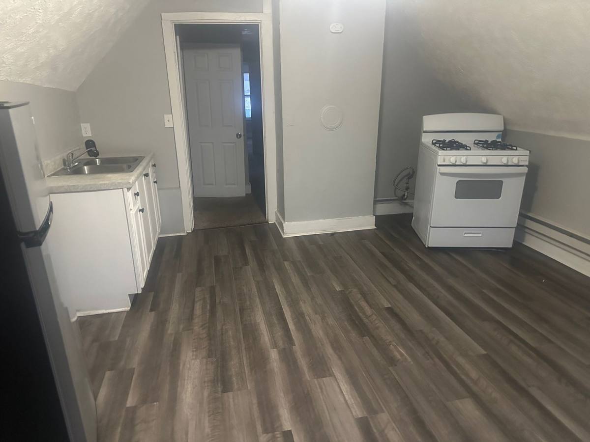 Apartment for rent at 10022 Parkgate Ave, Cleveland, OH 44108
