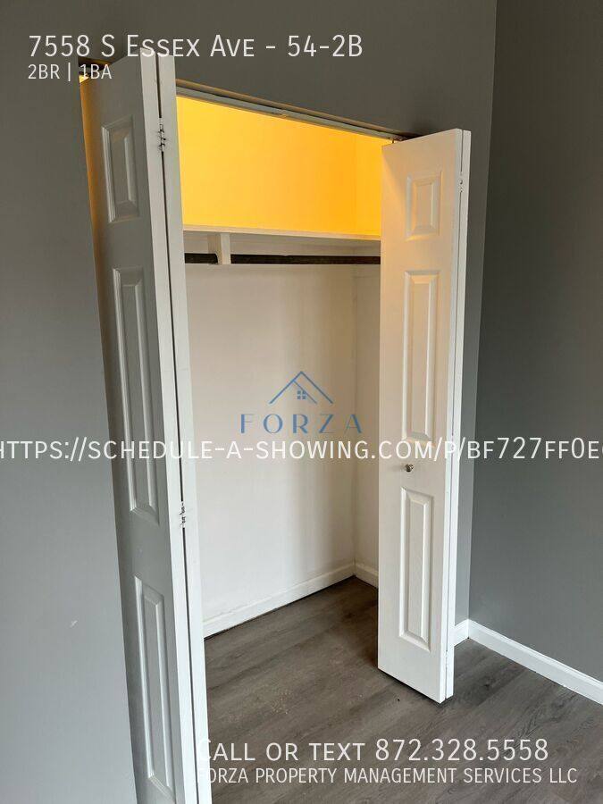 Apartment for rent at 7554 S Essex Ave #54-1B, Chicago, IL 60649