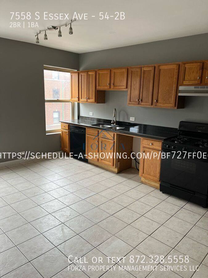 Apartment for rent at 7554 S Essex Ave #54-1B, Chicago, IL 60649
